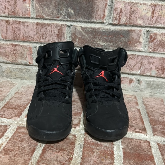 Kids Jordan 6 retro “infrared” size 5.5y - Picture 8 of 11